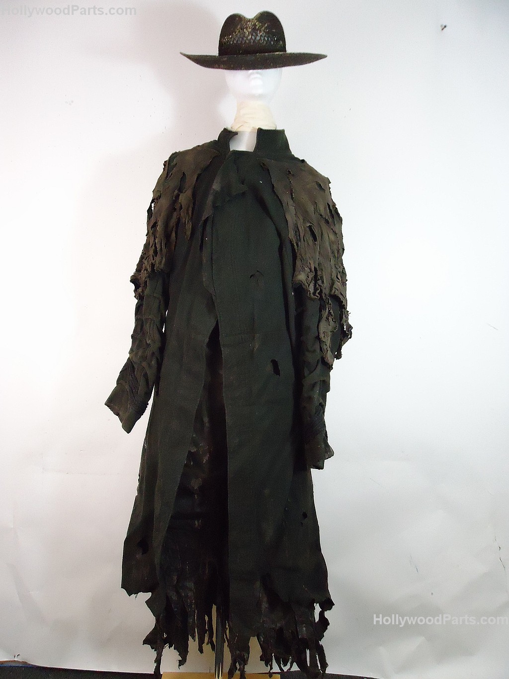Above is the Jeepers Creepers 2 scarecrow dummy costume. 